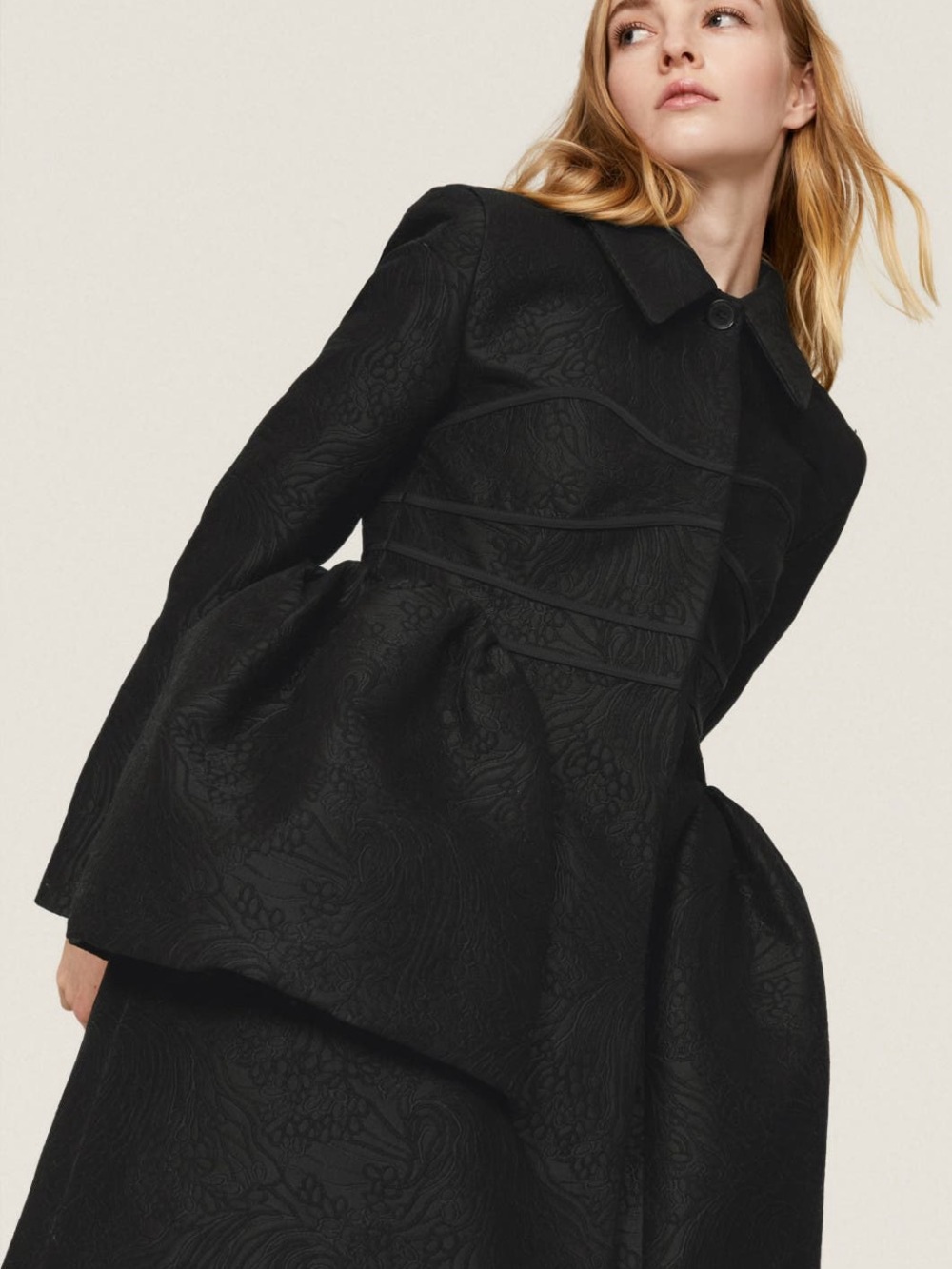 Cecilie Bahnsen~Desiree~Black Textured Coat~Size 6~$2960~ - Picture 5 of 8